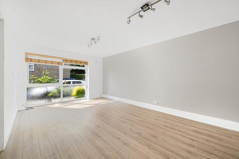 1 Woodstock Gardens, Beckenham, BR3 5BE