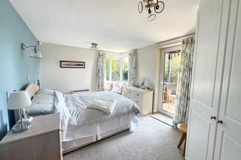 undefined, Verwood