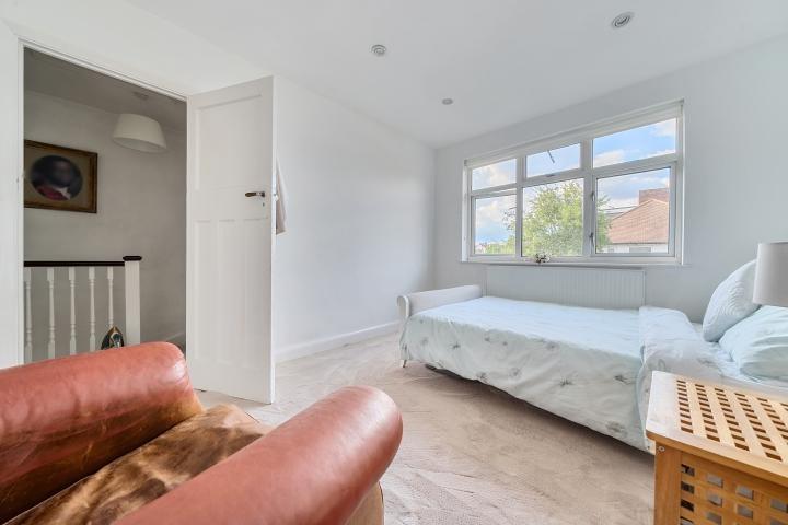 Chpk1560991 large-3-03 jpg