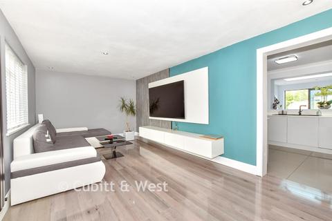 3 bedroom terraced house for sale, Newbarn Road, Havant, Hampshire