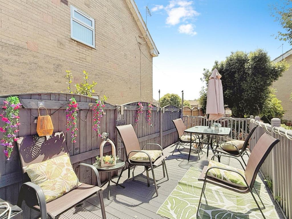 Sun decking