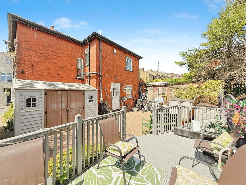 Sun decking