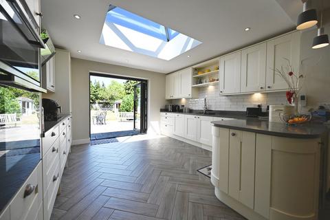 undefined, Southern Avenue, West Moors, Ferndown, BH22