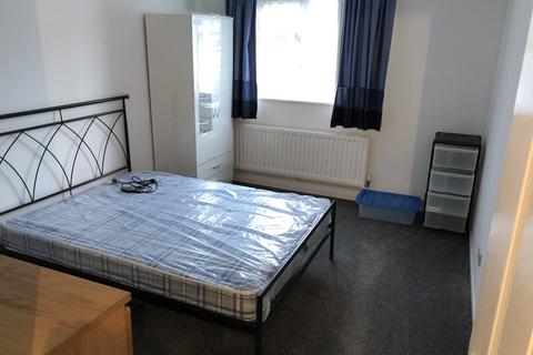2 bedroom flat to rent, 32 Wendiburgh Street, Coventry, CV4 8HB