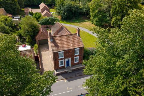 4 bedroom detached house for sale, High Street, Doncaster DN10