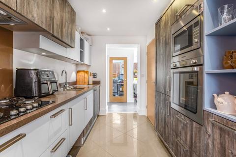 3 bedroom detached house for sale, Parkwood Close, Alfreton