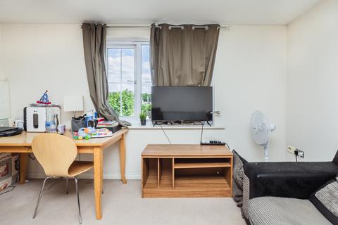 2 bedroom flat for sale, Spinner Croft, Chesterfield S40