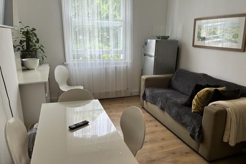 5 bedroom apartment to rent, Leinster Terrace, London W2