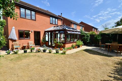 undefined, Cherry Close, Offenham, WR11 8SQ