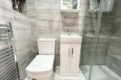 118 Wilmington Gardens, Barking, IG11 9TU