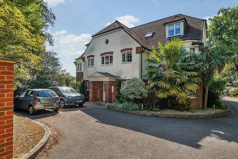2 bedroom flat for sale, Ridgway Road, Farnham, Surrey, GU9