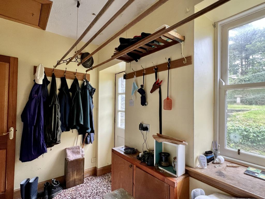 The Old Saddlery, 1 Cannee Court, Kirkcudbright -