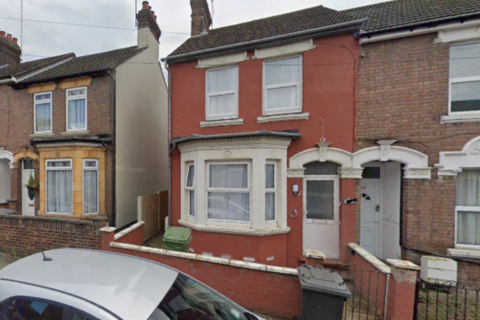 3 bedroom terraced house for sale, Ridgway Road, Luton