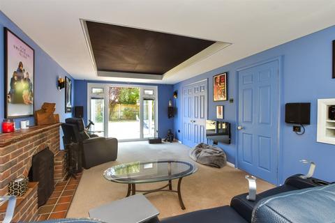 5 bedroom detached house for sale, Wilson Grove, Uckfield, East Sussex