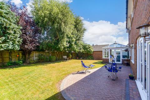 undefined, Wilson Grove, Uckfield, East Sussex