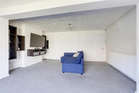 10 Babbacombe Way, Hucknall, Nottingham, NG15 6NW