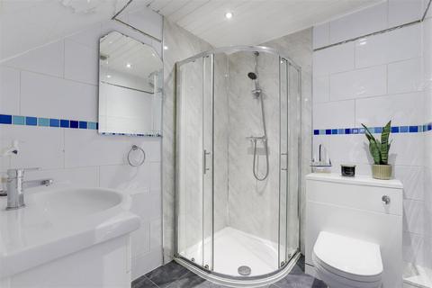 10 Babbacombe Way, Hucknall, Nottingham, NG15 6NW