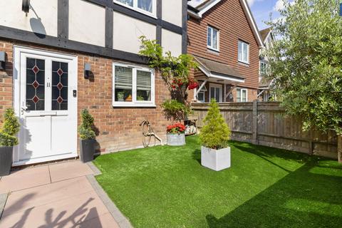 undefined, Windmill Hill BN27