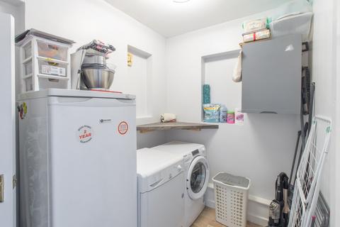 51 Churchfields Close, Bromsgrove, B61 8EE