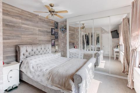 51 Churchfields Close, Bromsgrove, B61 8EE