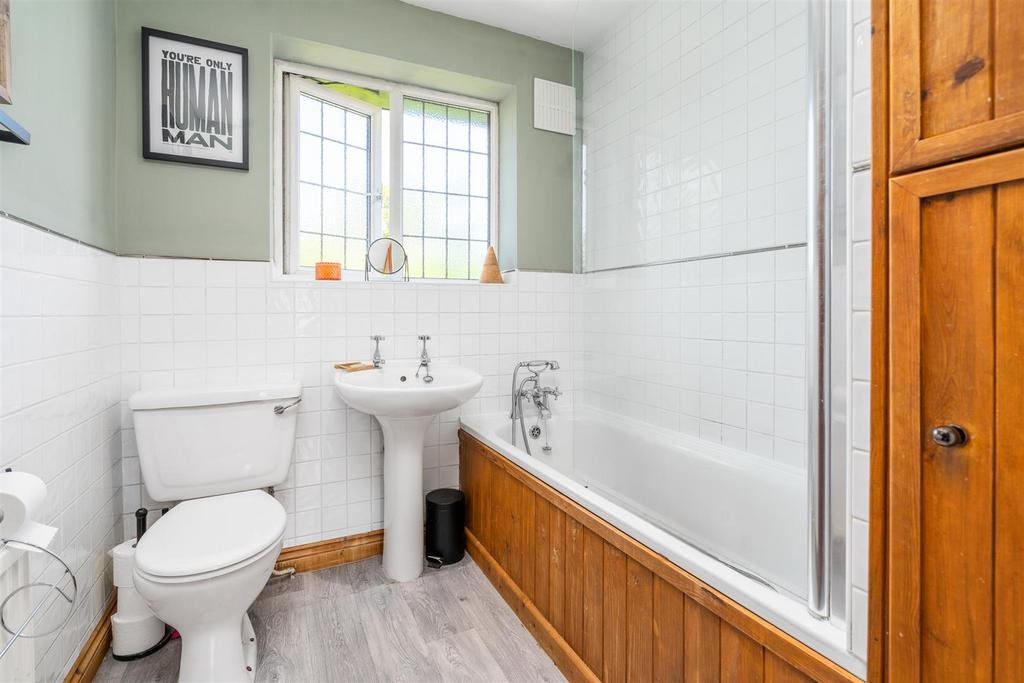 3 Copt Heath Croft, Knowle 8.jpg