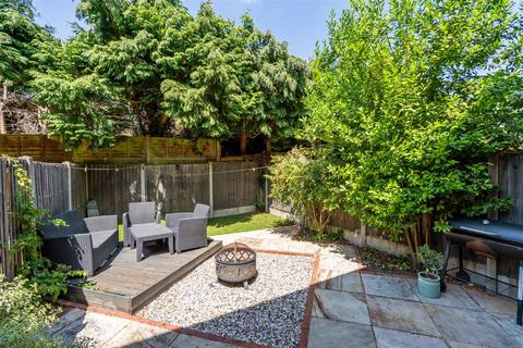 3 Copt Heath Croft, Knowle, Solihull, B93 9LT