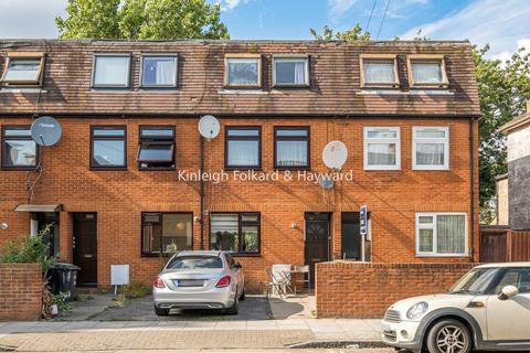 38 Canning Crescent, London, N22 5SR