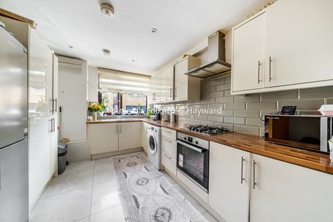 38 Canning Crescent, London, N22 5SR