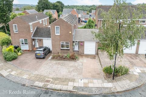 3 bedroom link detached house for sale, Pendil Close, West Yorkshire LS15