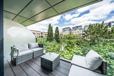 2 bedroom flat for sale, Central Avenue, Fulham, London, SW6