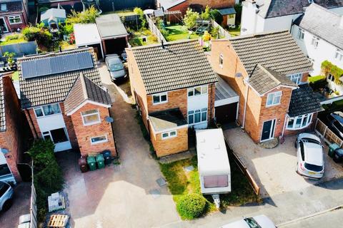 3 bedroom detached house for sale, Beech Drive, Syston, LE7