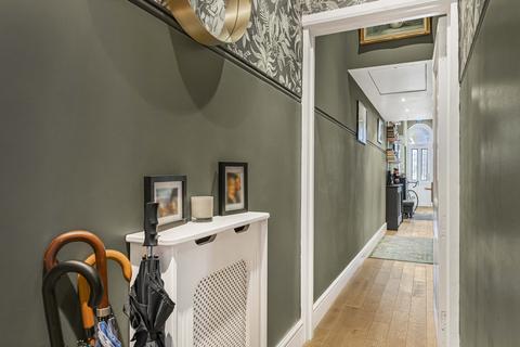 15 Fletching Road, London, SE7 8UH