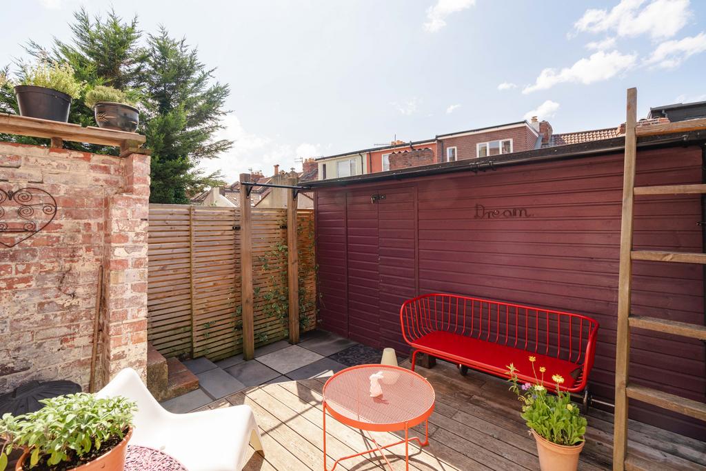 Photo 14