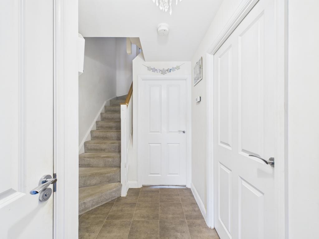 Cam02023 g0 pr0153 still038