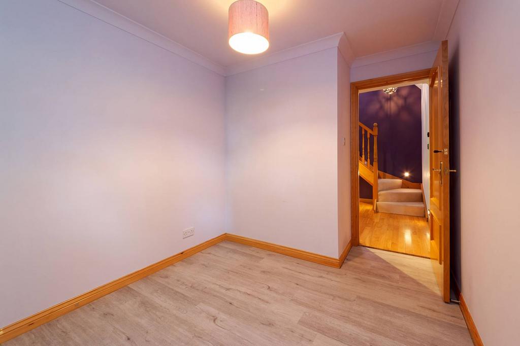 MFL1249030 229.jpg