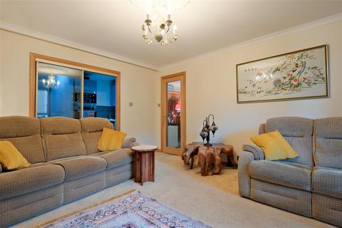 3 Auchingramont Court, 64 Union Street, Hamilton, ML3 6NB