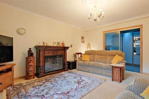 3 Auchingramont Court, 64 Union Street, Hamilton, ML3 6NB