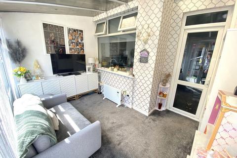 140 Boundary Park Road, Oldham, OL1 2NZ