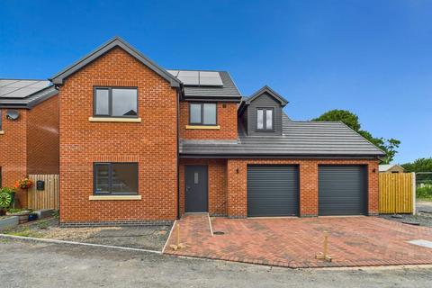 4 bedroom detached house for sale, Rowan Court, Montgomery, SY15 6HF