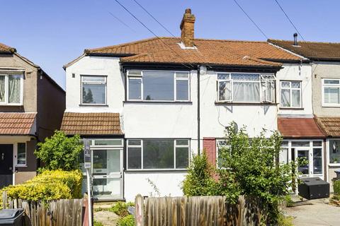 3 bedroom terraced house for sale, Windermere Road, London