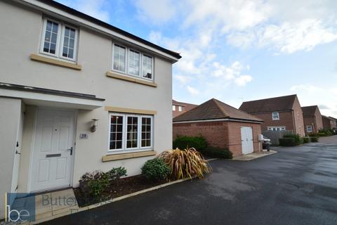 2 bedroom house to rent, Waters Edge, Kings Sconce Avenue, Newark
