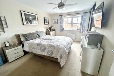 46 Dobson Close, High Spen, Rowlands Gill, NE39 2BF