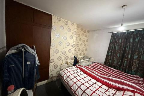 4 bedroom terraced house for sale, 114 Fitzroy Road, BD3 9PE