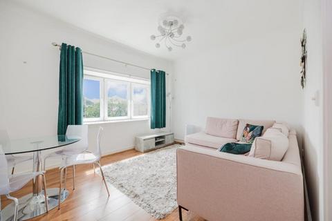 1 bedroom flat to rent, 3208L – London Road, Edinburgh, EH7 5TT