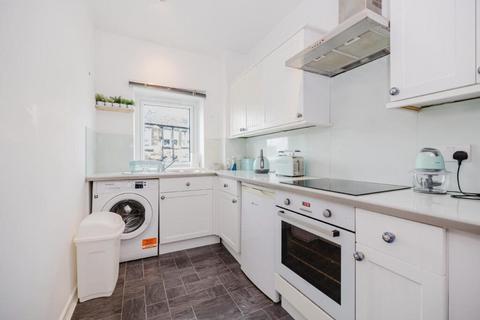 1 bedroom flat to rent, 3208L – London Road, Edinburgh, EH7 5TT