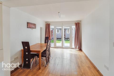 4 bedroom terraced house to rent, Bensham Lane, THORNTON HEATH