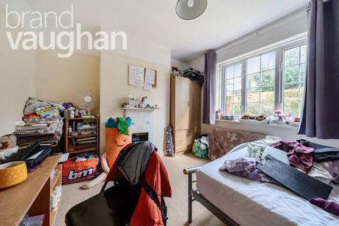 4 bedroom semi-detached house to rent, Widdicombe Way, East Sussex BN2