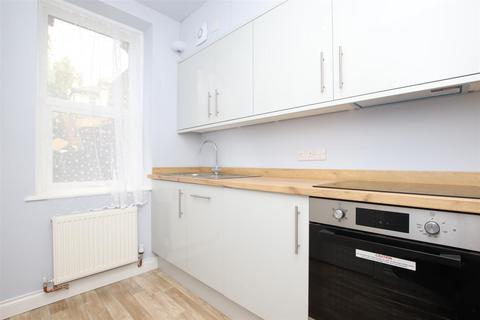 Studio to rent, 61(a) Newbridge Road, Bath BA1
