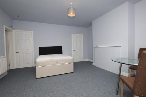 Studio to rent, 61(a) Newbridge Road, Bath BA1