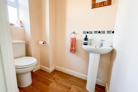 5 bedroom detached house for sale, Byford Way, Marston Green, Birminingham B37